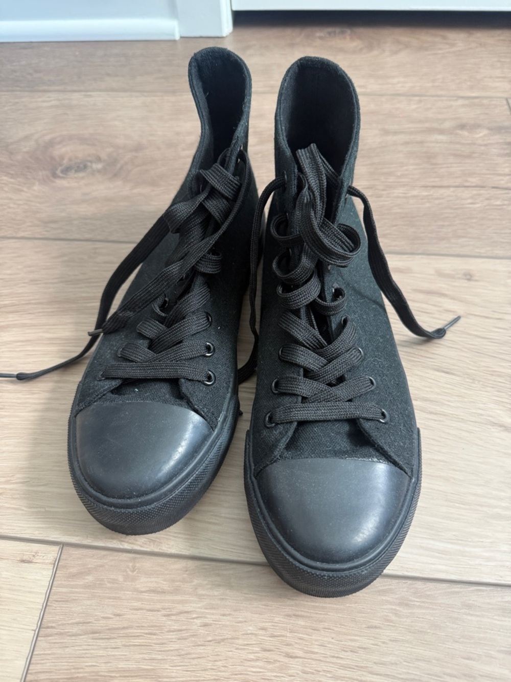 Women's Black High-Top Canvas Sneakers - Lace-Up Casual Shoes